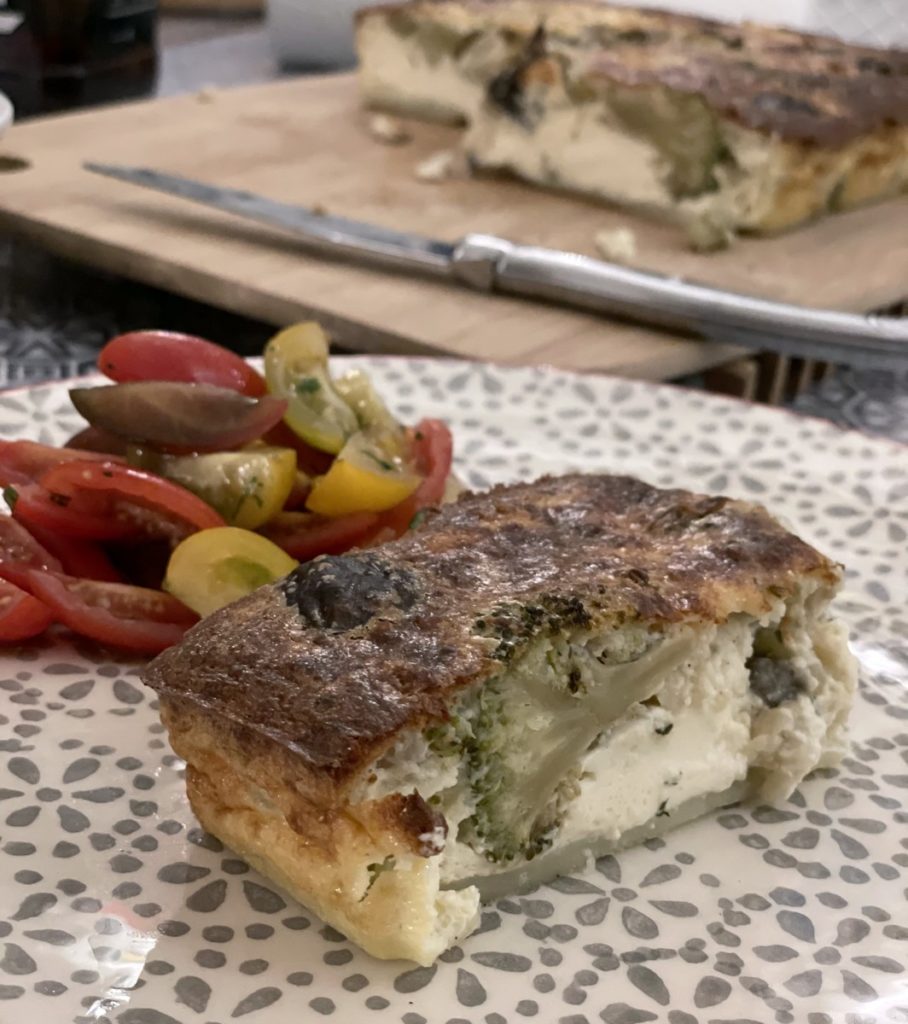 Quiche sans pâte coupée