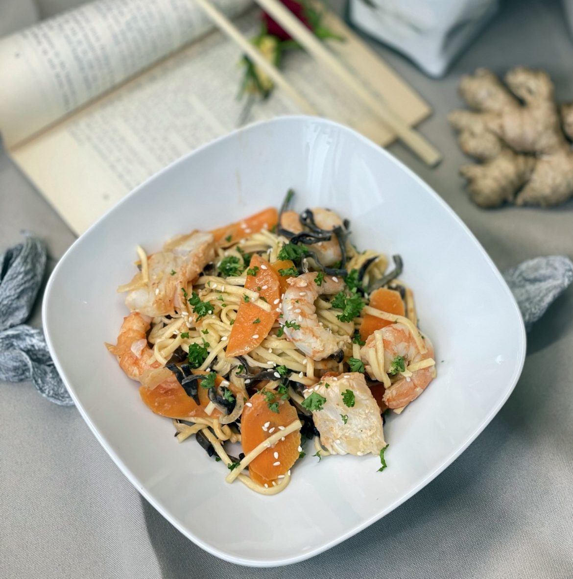 pates sautées crevettes poisson