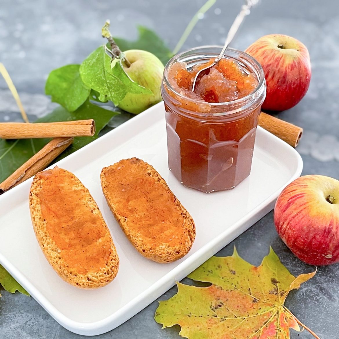 confiture maison pommes cannelle1