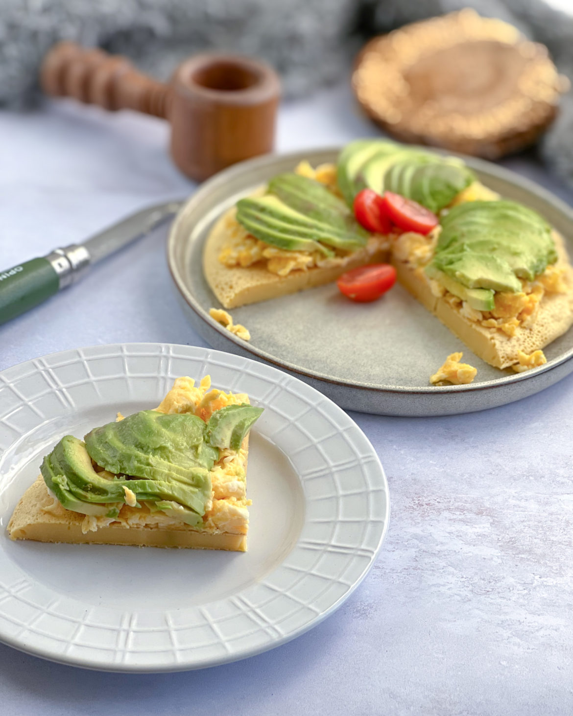 Avocado socca toast facile (3)